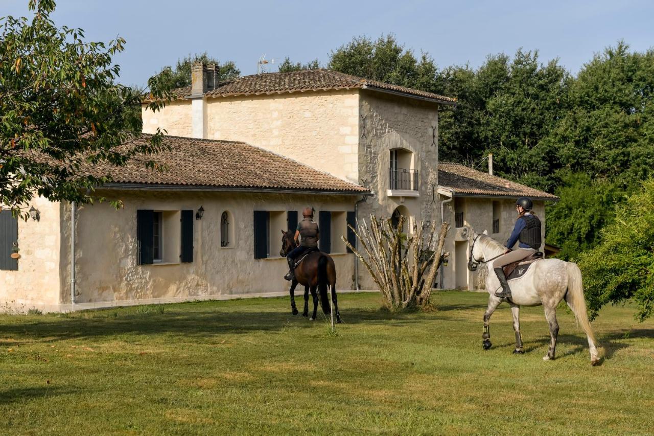 Domaine Verte Vallee Lignan-de-Bordeaux Exterior photo